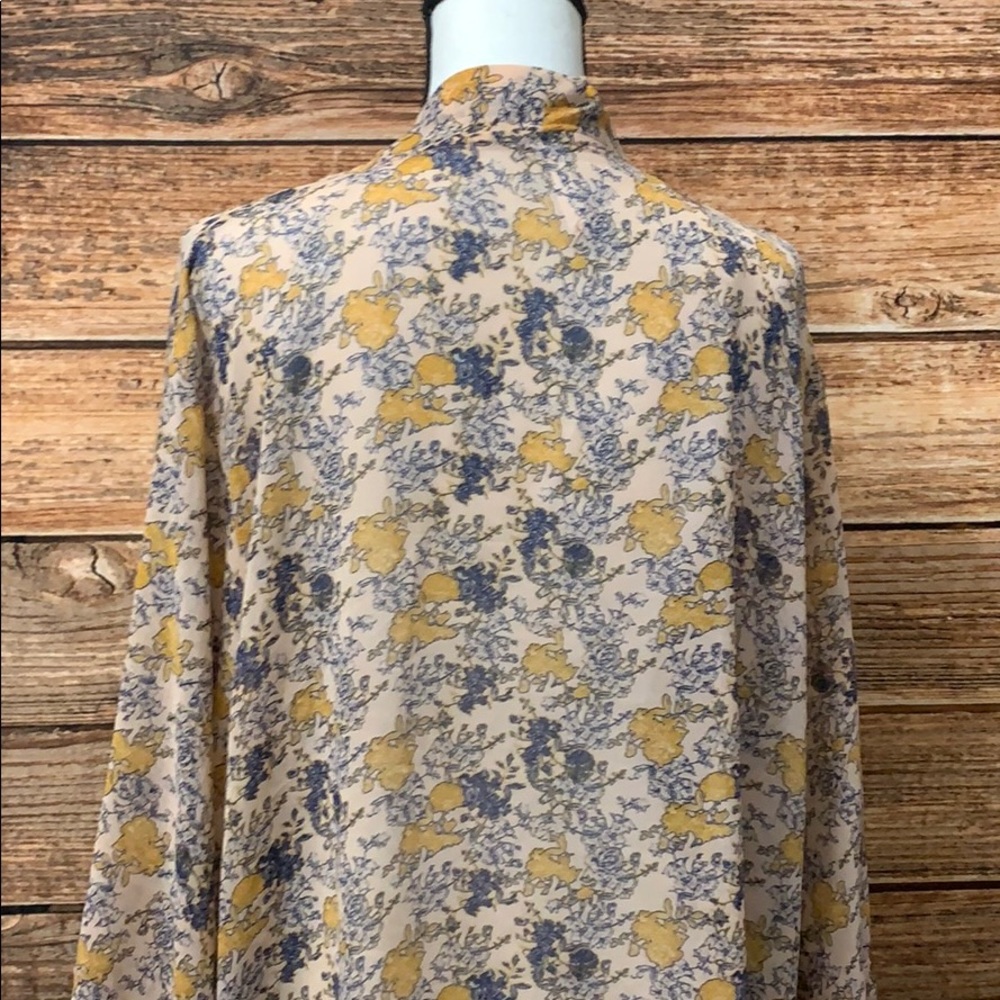 Beautiful Kimono - Picture 7 of 7